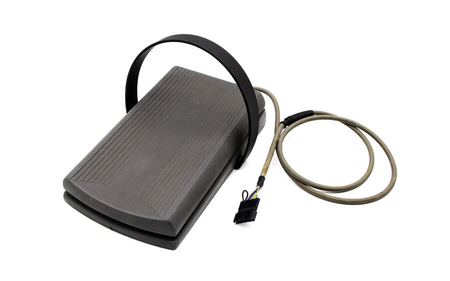 Sterownik nożny unitu